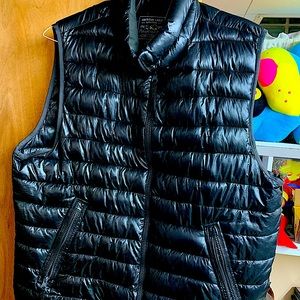 American eagle Puffer vest
